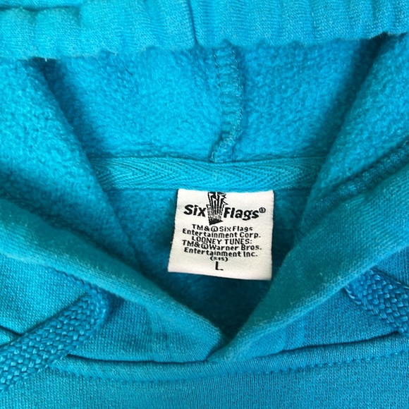 Vintage Blue Looney Tunes Six Flags Hoodie - Picture 3 of 4